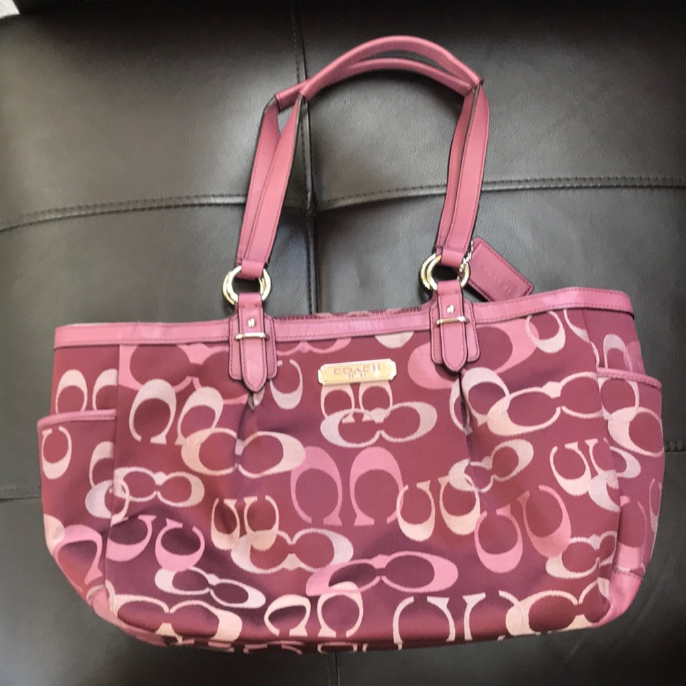 Coach authentic signature print handbag
